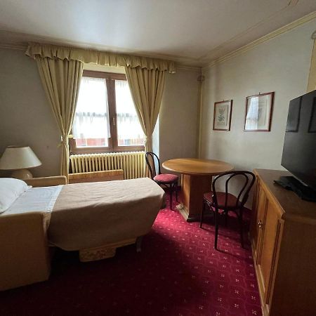 Hotel Posta R.T.A. Madonna di Campiglio Exterior photo
