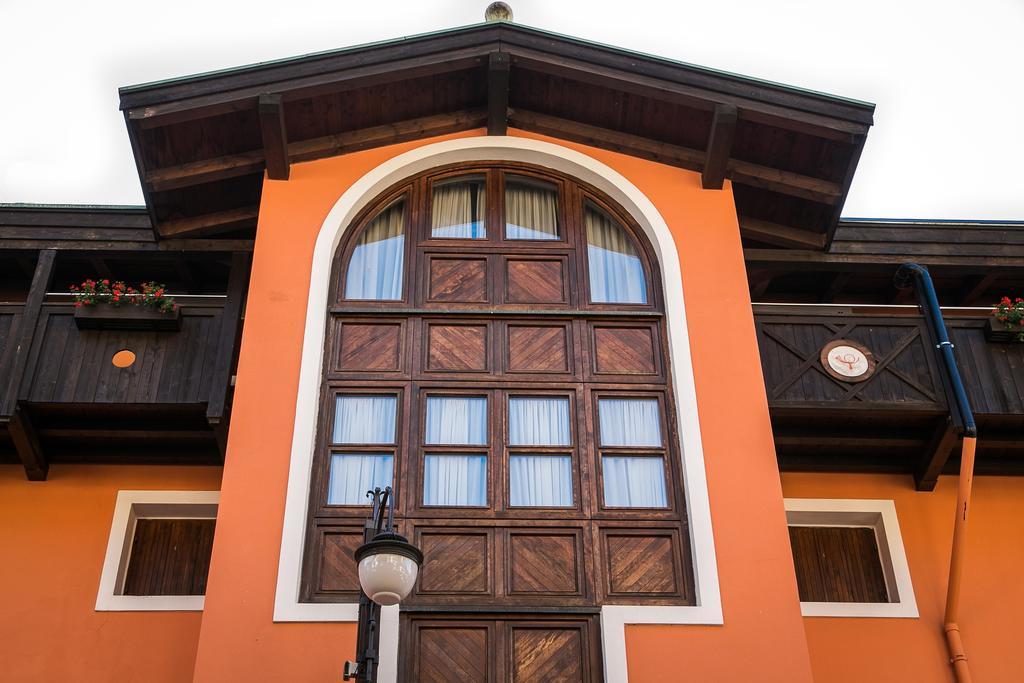 Hotel Posta R.T.A. Madonna di Campiglio Exterior photo