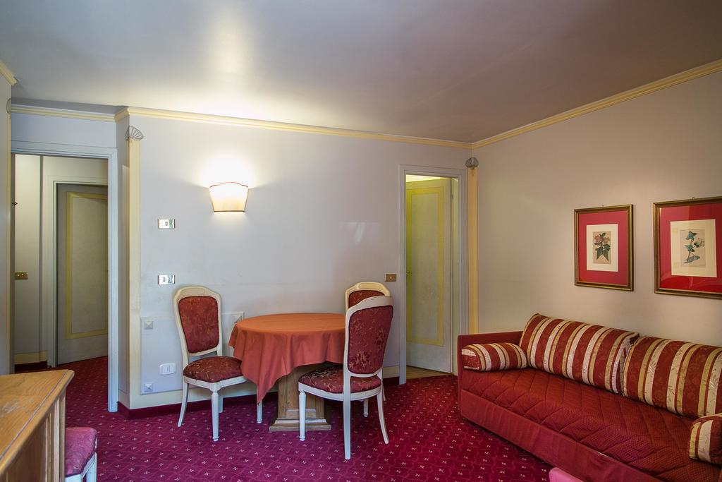 Hotel Posta R.T.A. Madonna di Campiglio Exterior photo