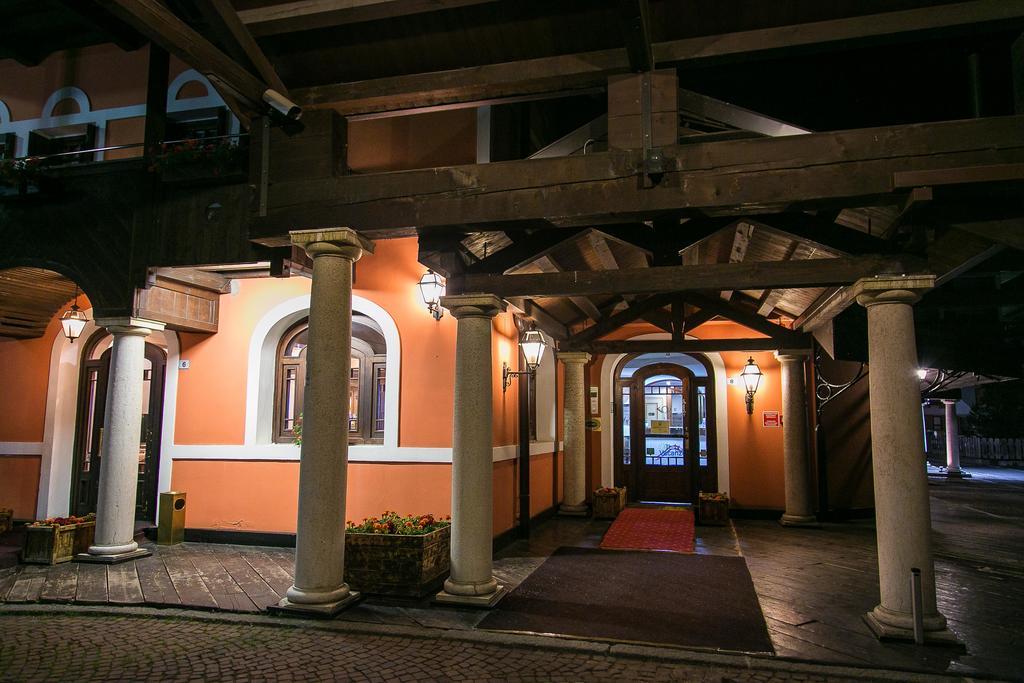 Hotel Posta R.T.A. Madonna di Campiglio Exterior photo
